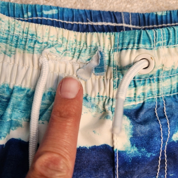 Old Navy Boys' Tropical Print Swim Trunks Size 10/12 Large - Picture 6 of 11